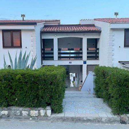 Residence4A-Appartamento Bianco Ravni Exterior photo